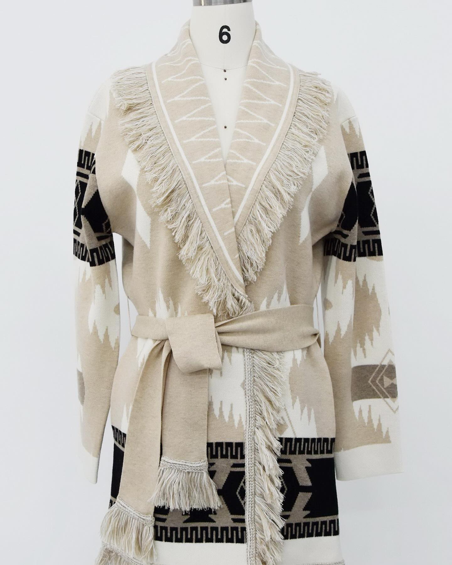 Eunoia Kilya Cardigan Beige Printed